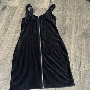 Zipper down bodycon dress